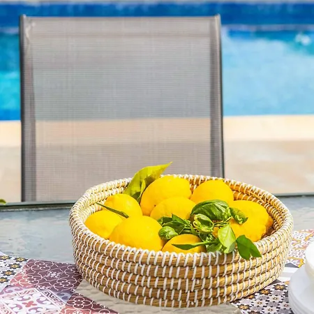 Villa Lemon Tree